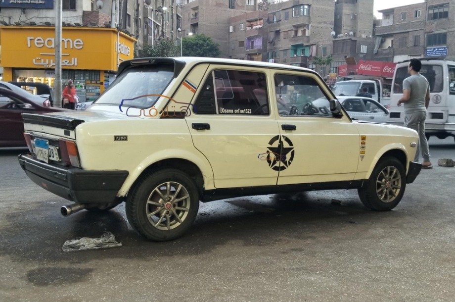 128 Fiat أبيض