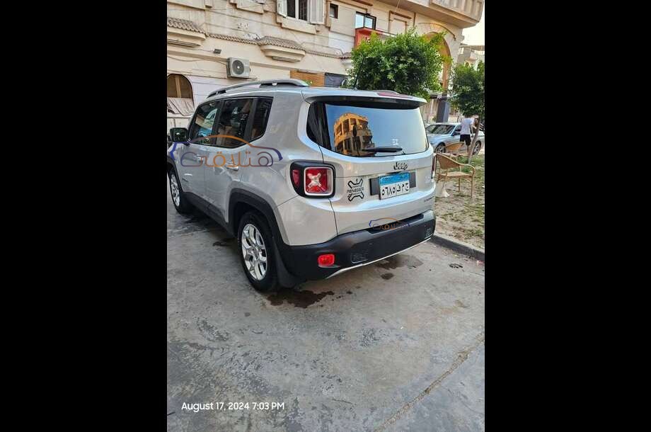 Renegade Jeep فضي