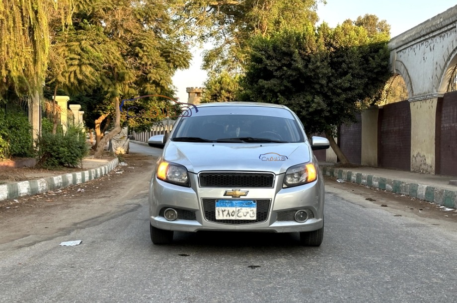 Aveo Chevrolet Silver