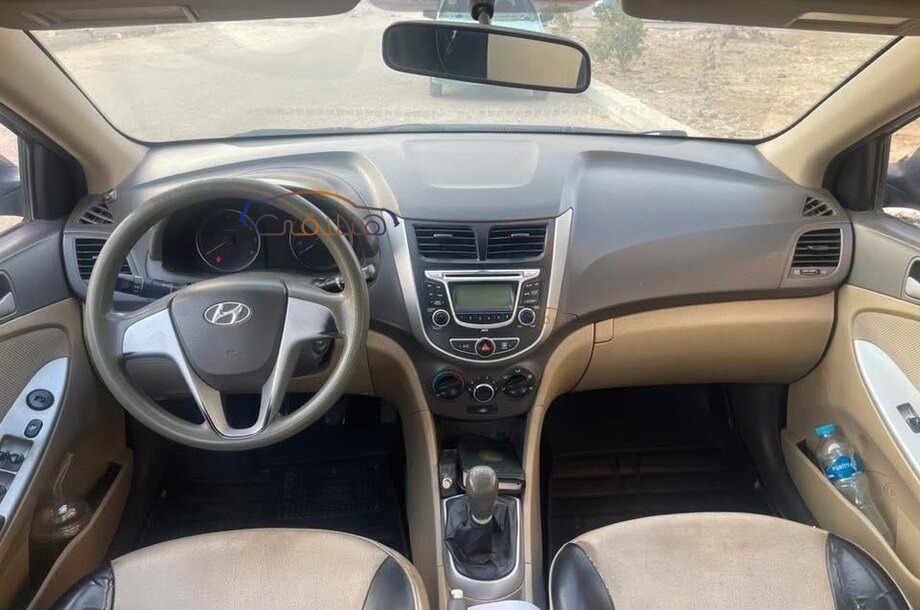 Accent RB Hyundai Black