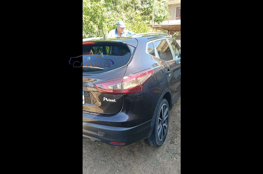 Qashqai Nissan بني