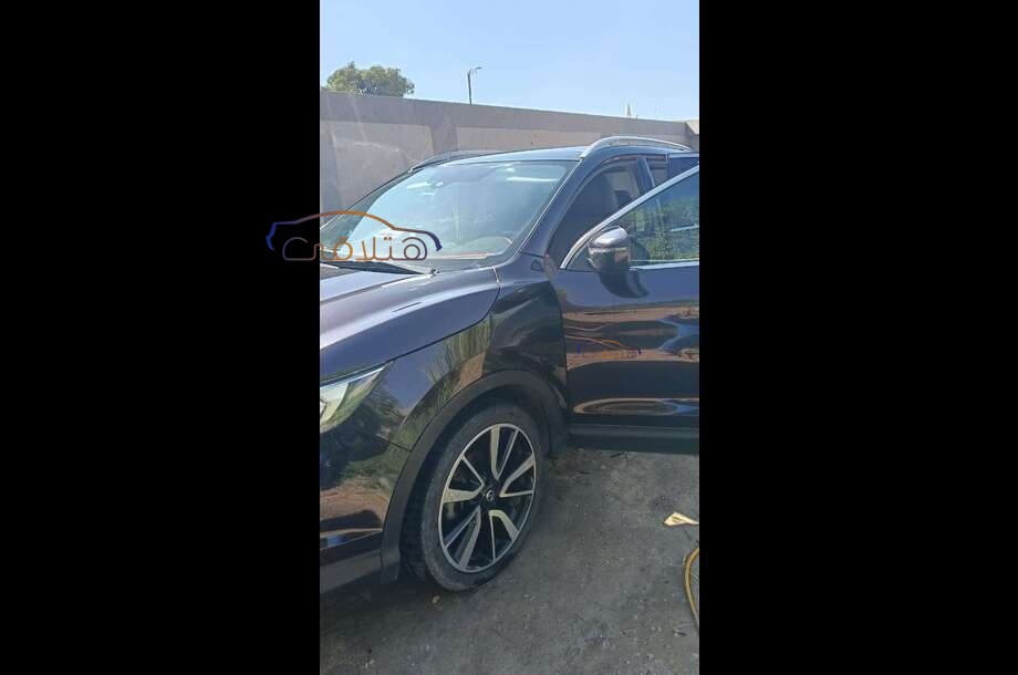 Qashqai Nissan بني