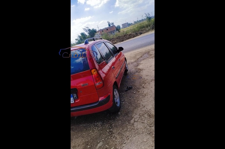Matrix Hyundai احمر