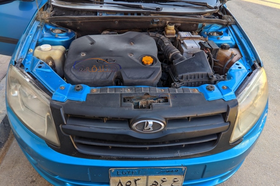 Granta Lada أزرق