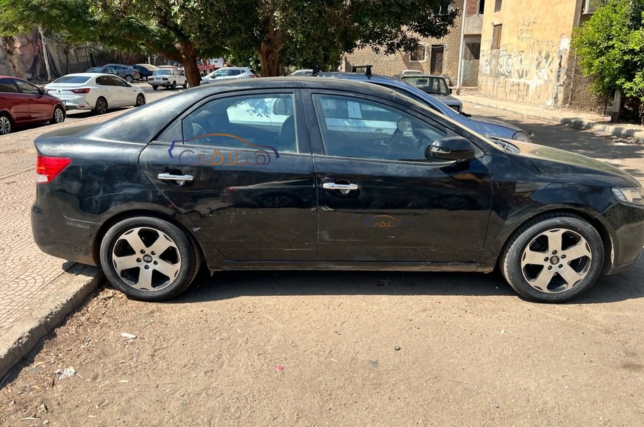 Cerato Kia أسود