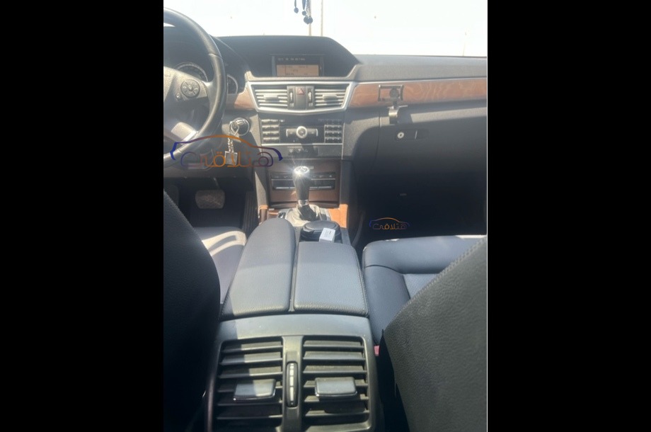 E 250 Mercedes رمادي
