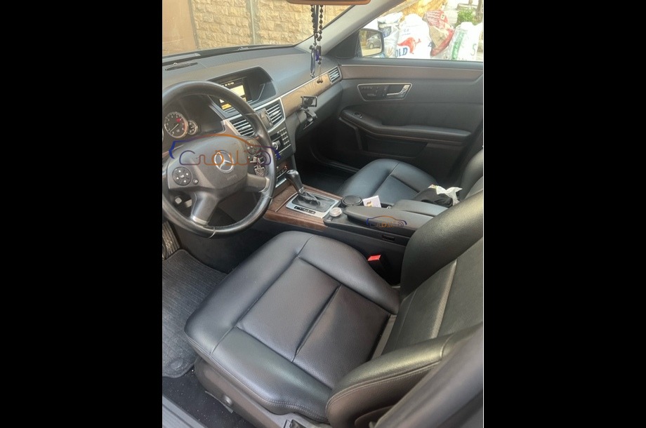 E 250 Mercedes رمادي