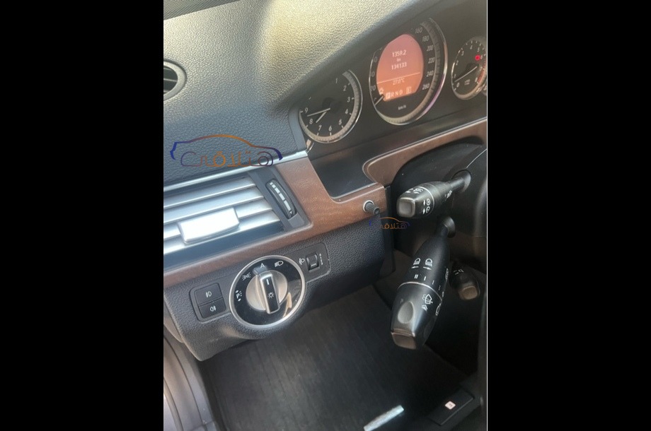 E 250 Mercedes رمادي