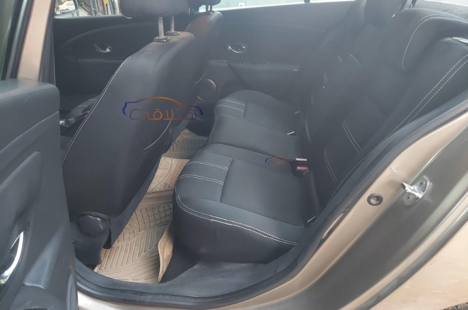 Fluence Renault شمبان