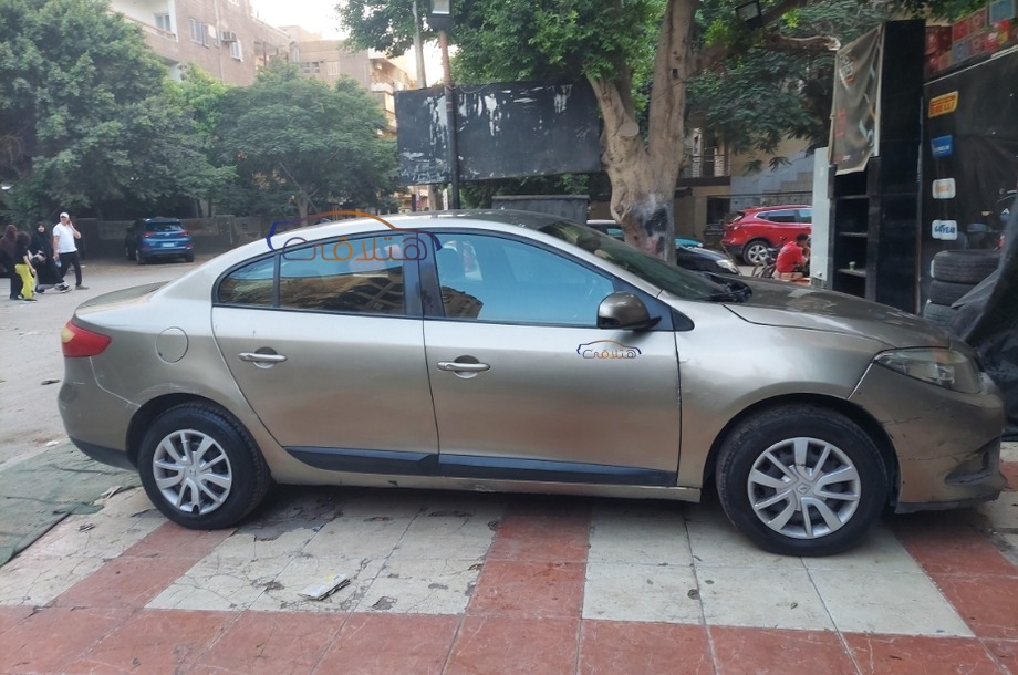 Fluence Renault شمبان