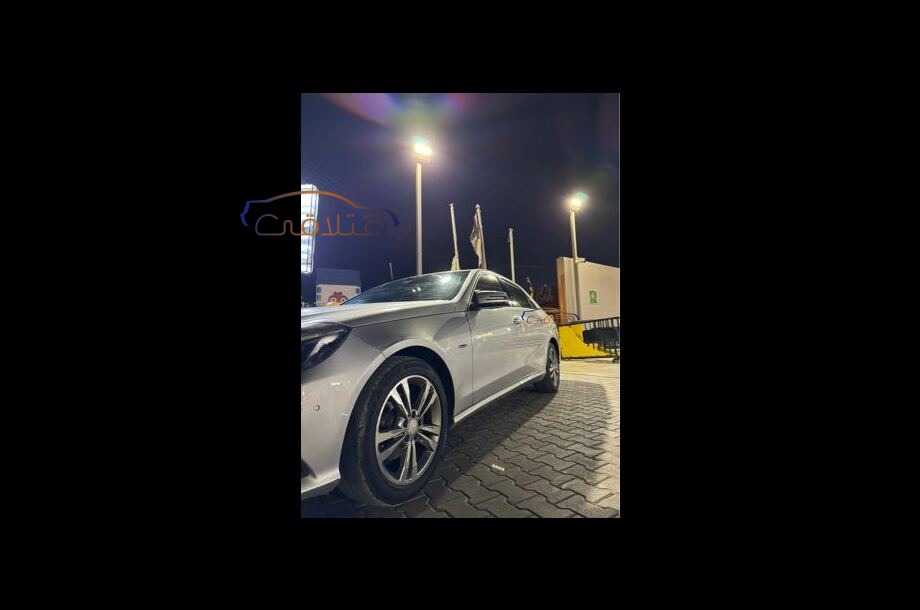 E 180 Mercedes Silver