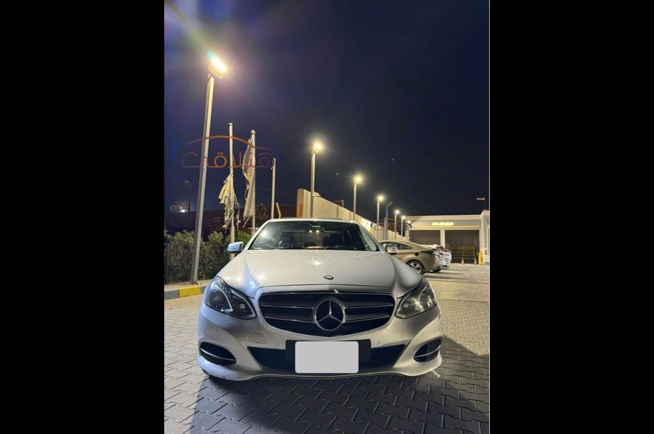 E 180 Mercedes Silver