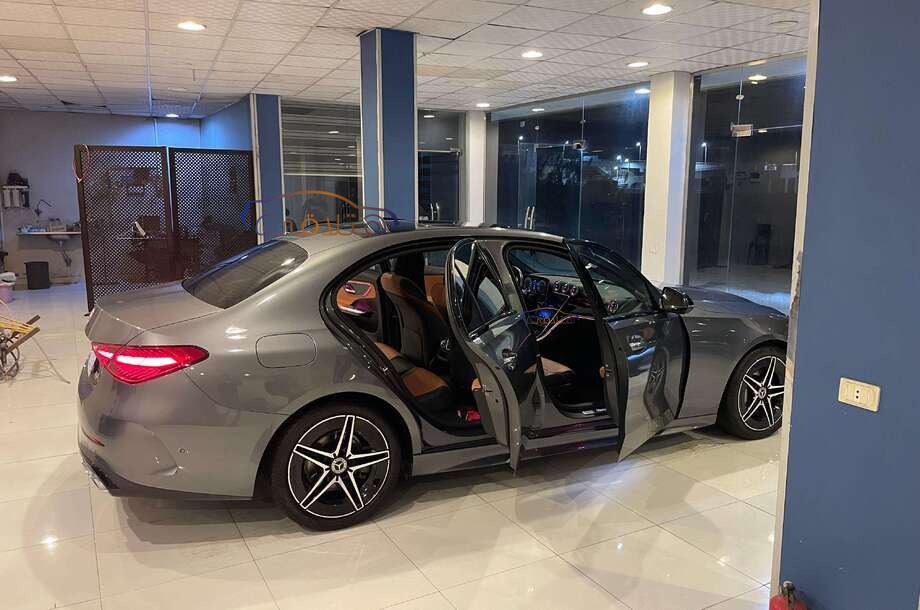 C 200 Mercedes فيراني