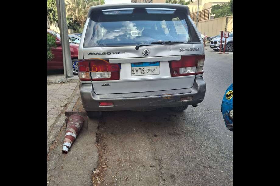 Musso Ssang Yong فضي