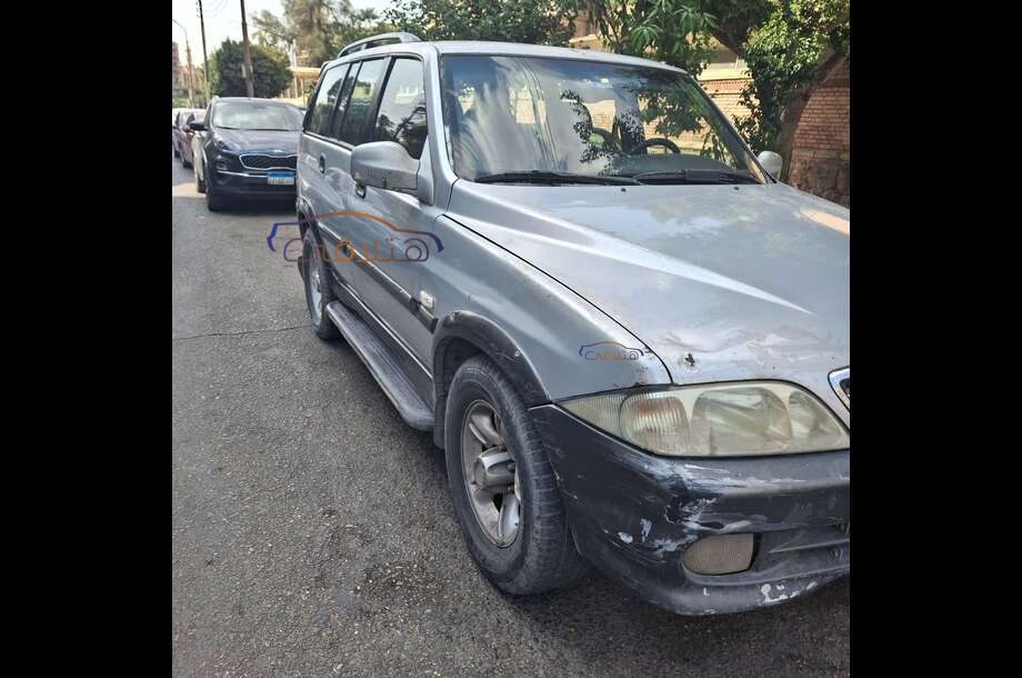 Musso Ssang Yong فضي