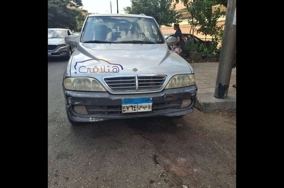 Musso Ssang Yong فضي