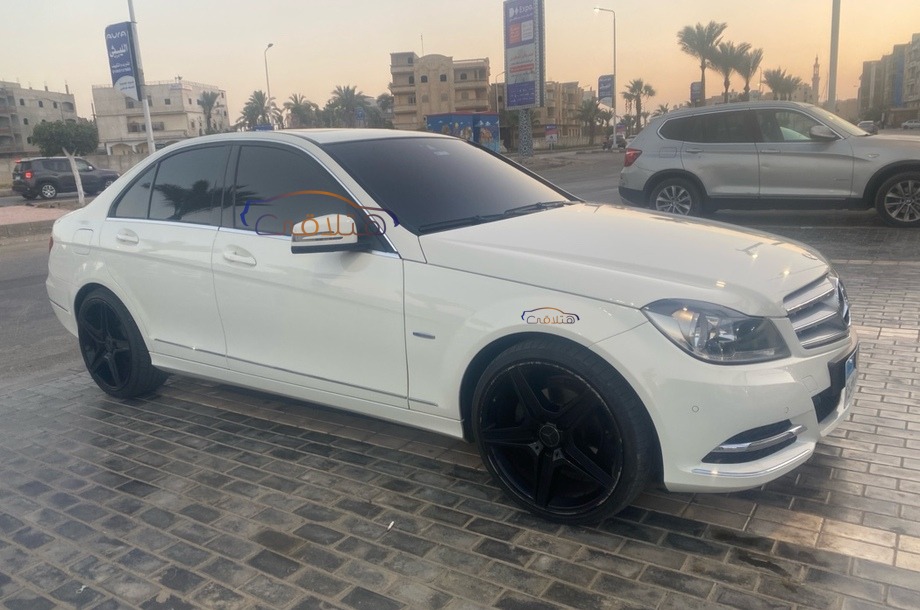 C 180 Mercedes White