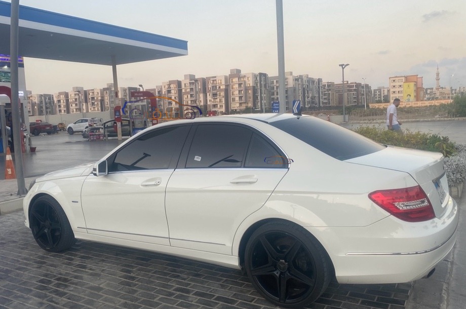 C 180 Mercedes White