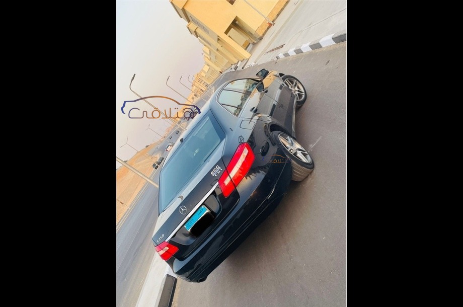 E 250 Mercedes أسود
