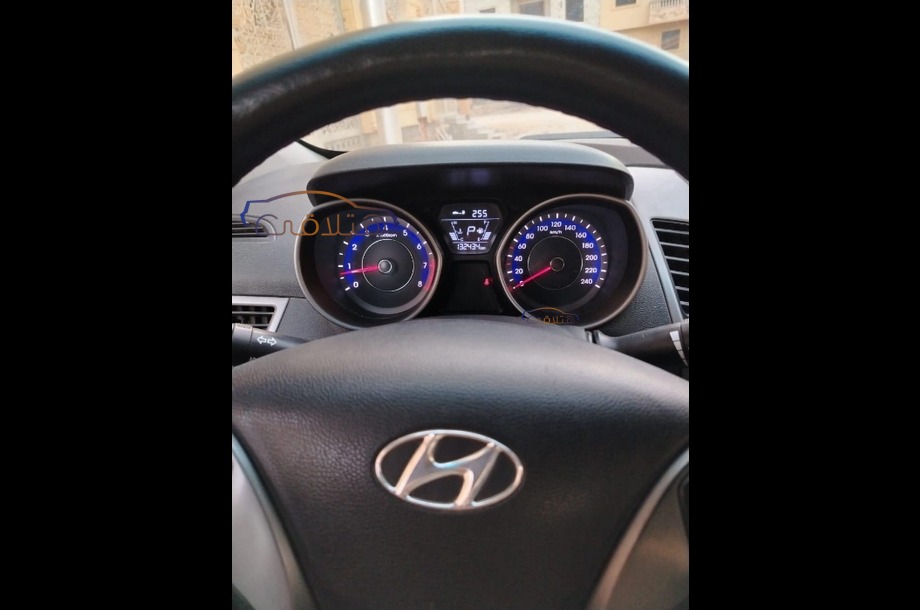 Elantra MD Hyundai Silver