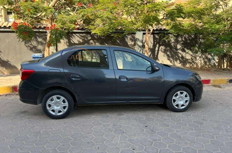 Logan Renault رمادي