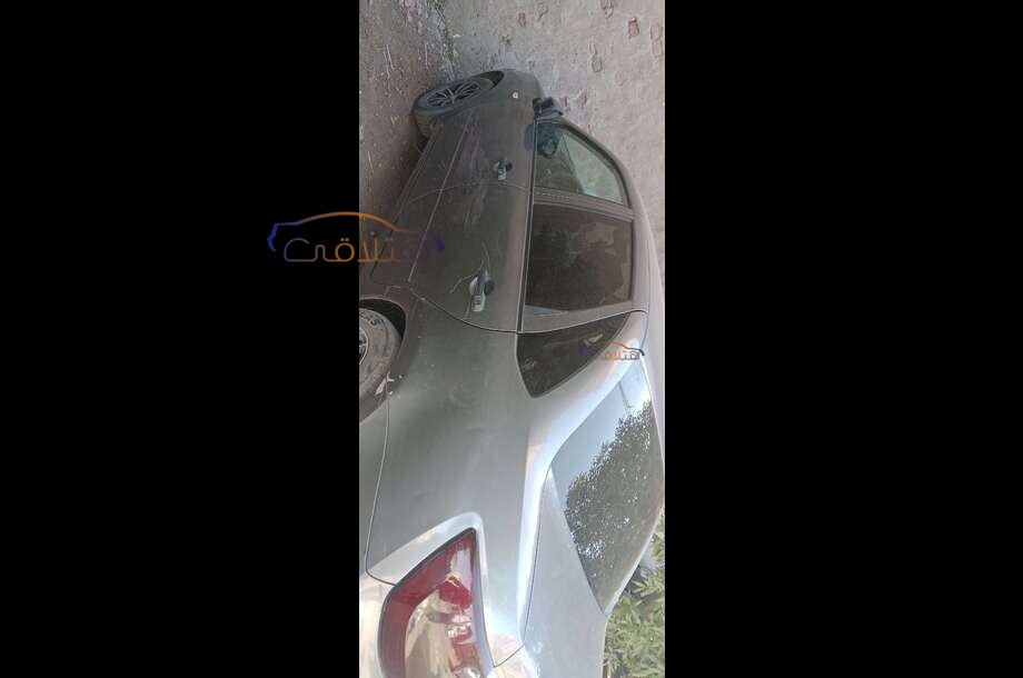 Granta Lada Dark grey