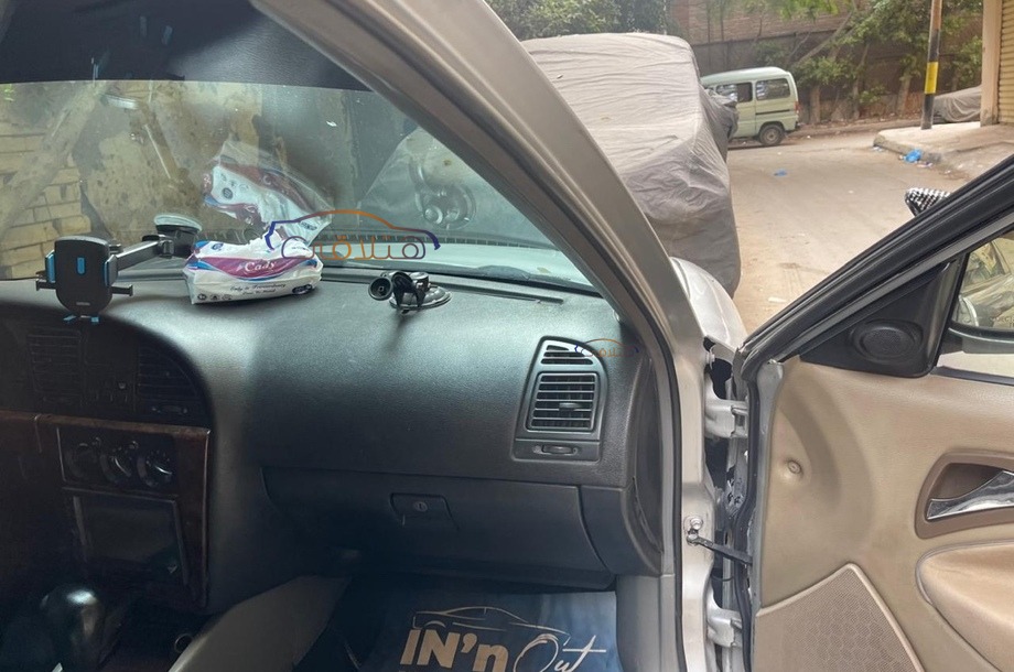 Nubira 2 Daewoo Silver