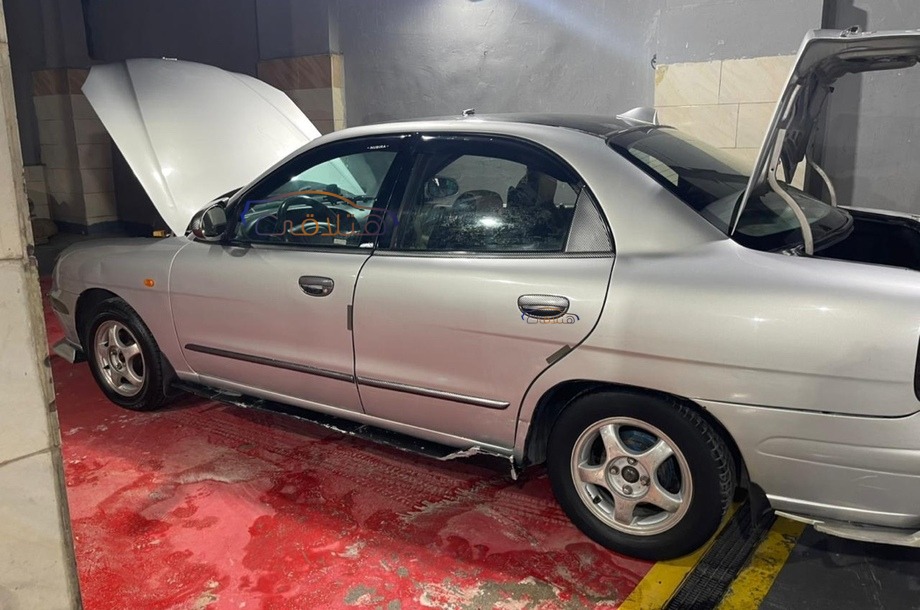 Nubira 2 Daewoo Silver