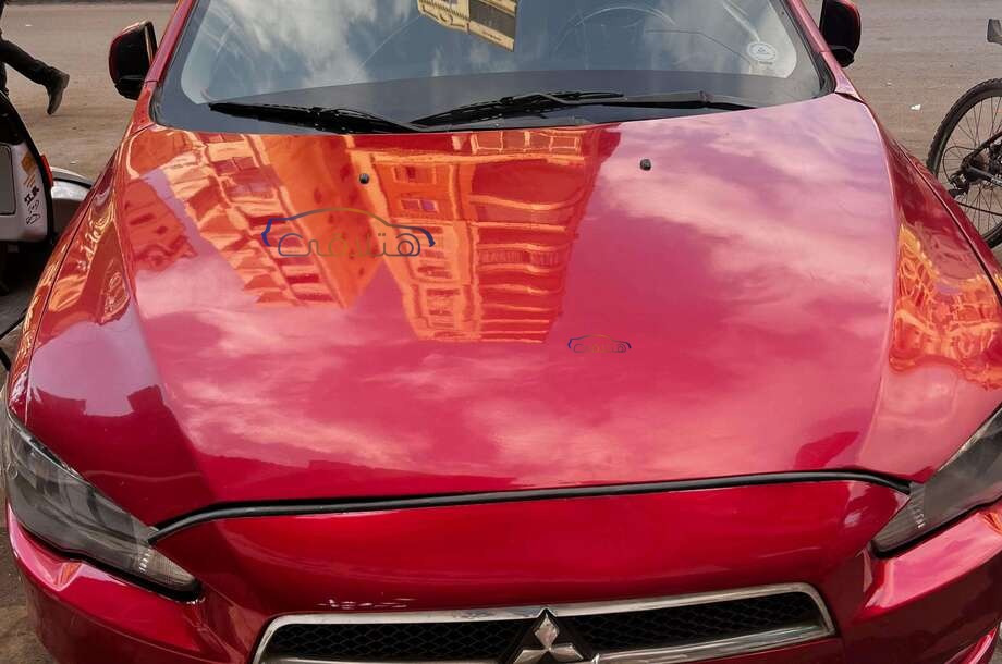 Lancer EX Shark Mitsubishi احمر