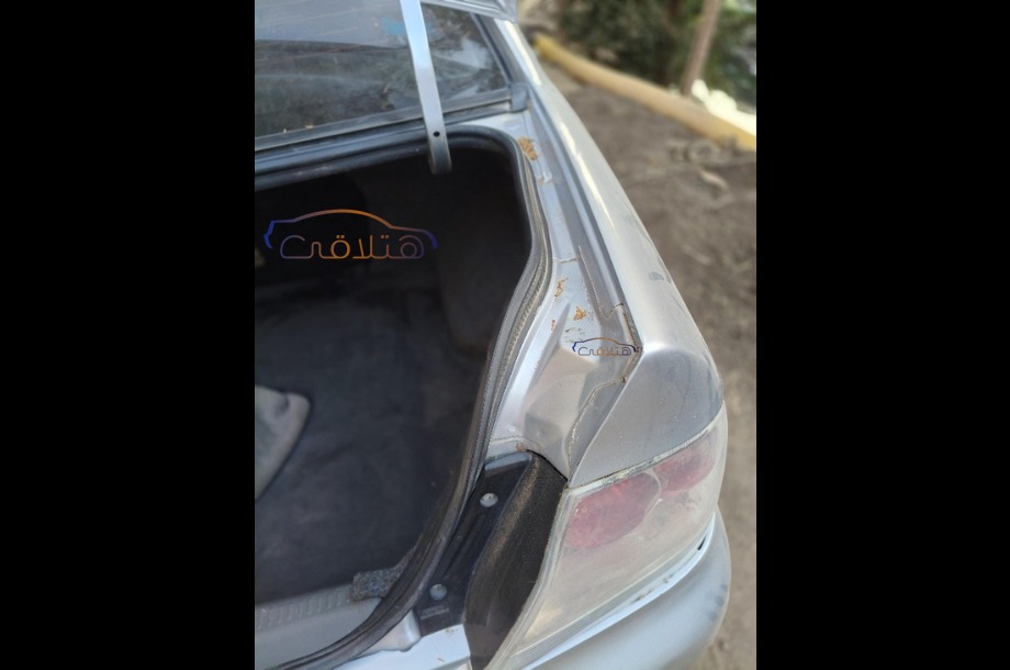 Lancer Puma Mitsubishi فضي