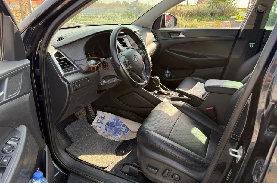 Tucson Hyundai Black