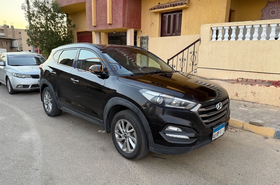 Tucson Hyundai Black