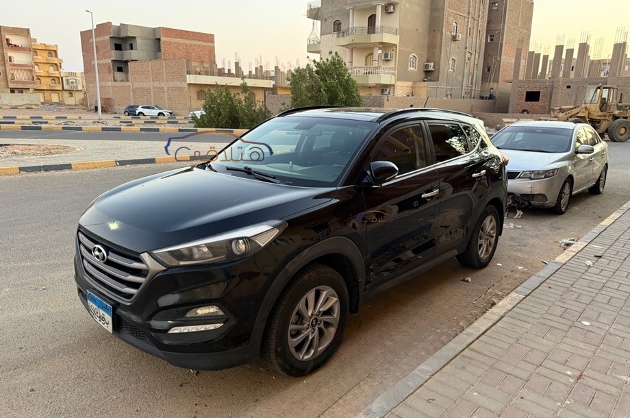 Tucson Hyundai Black