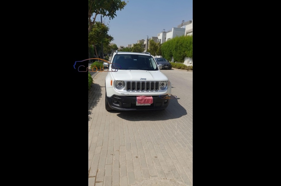 Renegade Jeep أبيض