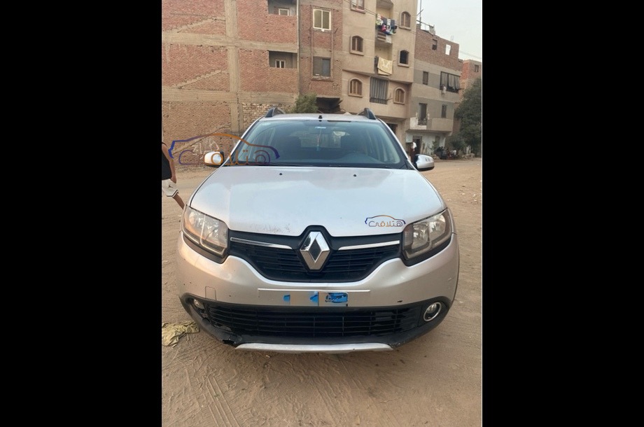 Sandero Step Way Renault فضي