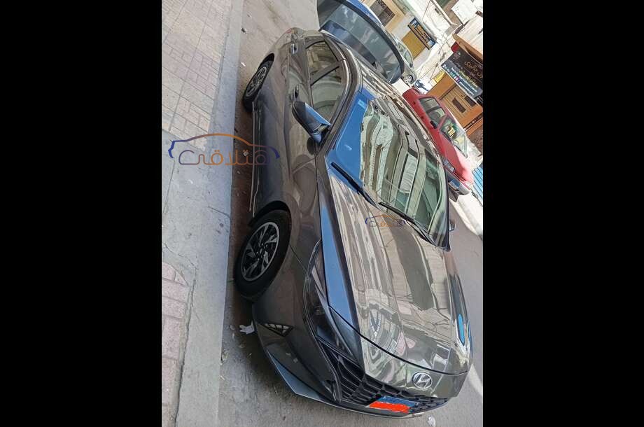 Elantra CN7 Hyundai Dark green
