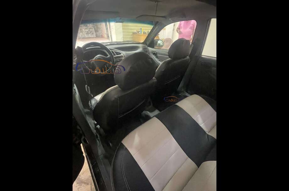 Lanos 2 Daewoo أسود