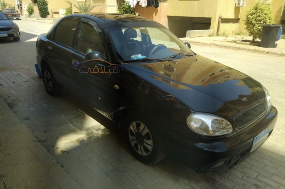 Lanos Daewoo أسود