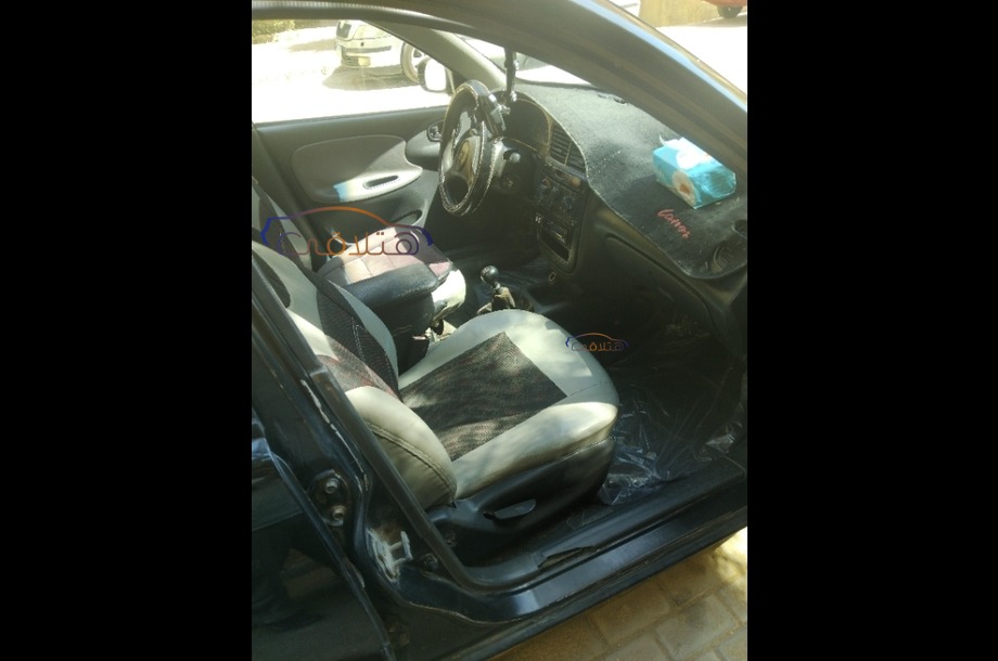 Lanos Daewoo أسود