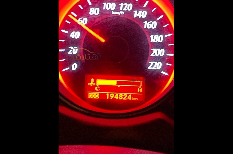 Cerato Koup Kia احمر