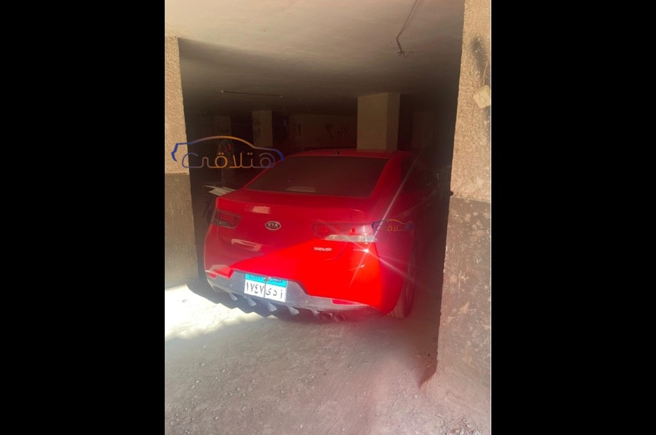 Cerato Koup Kia احمر