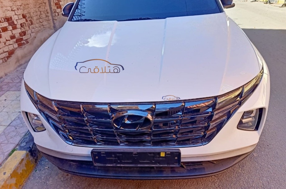 Tucson Hyundai White