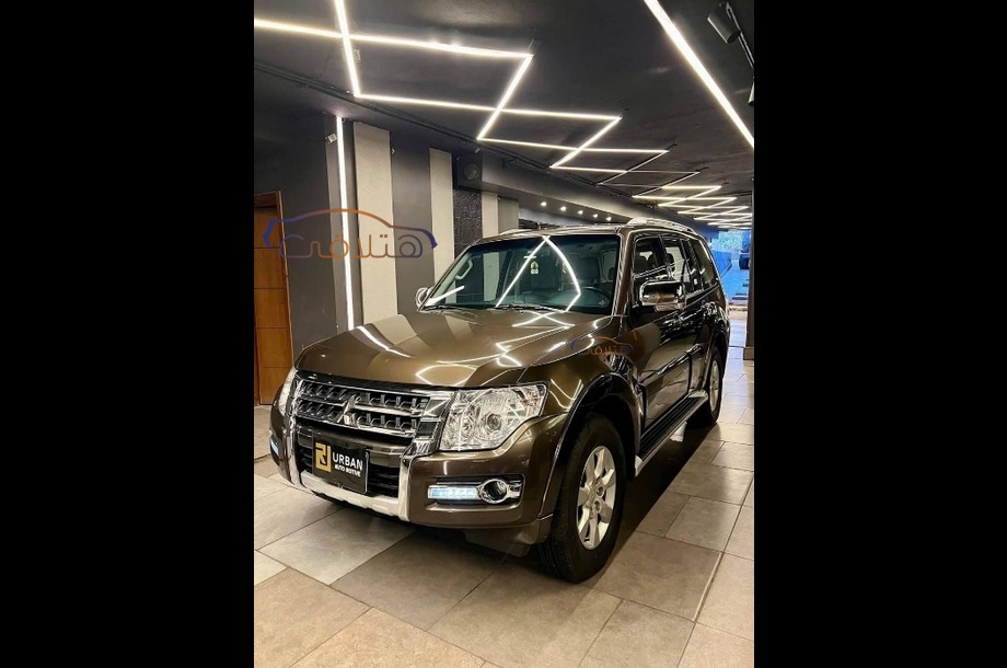 Pajero Mitsubishi Bronze