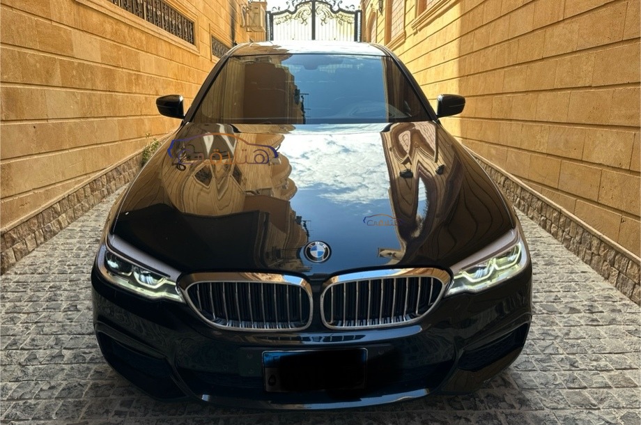 530 BMW Black