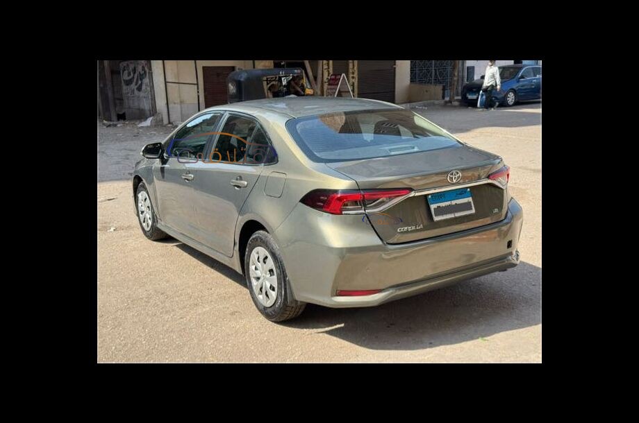 Corolla Toyota زيتوني