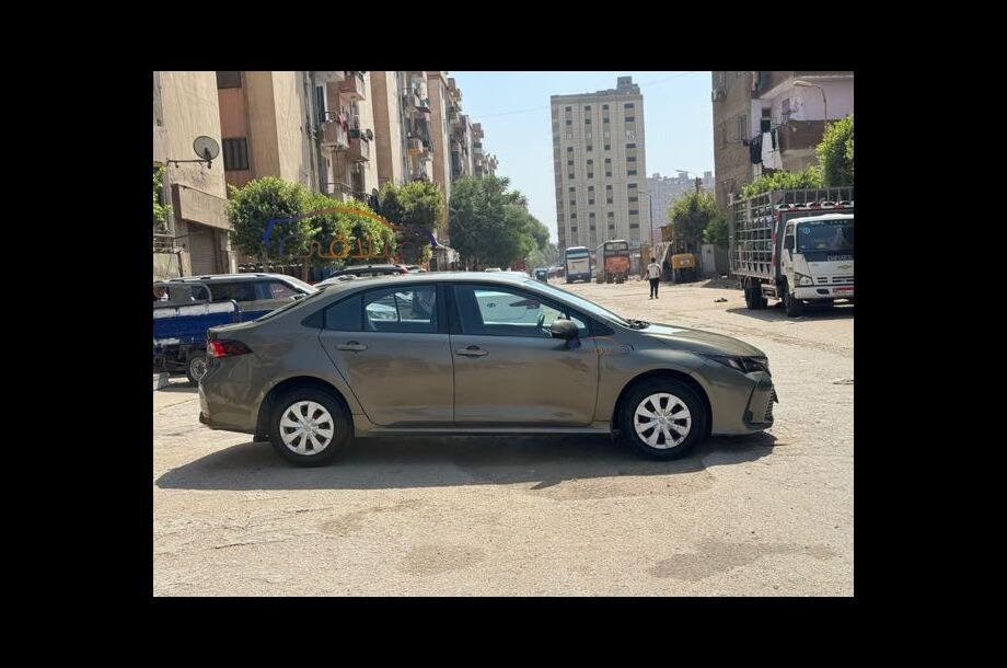 Corolla Toyota زيتوني