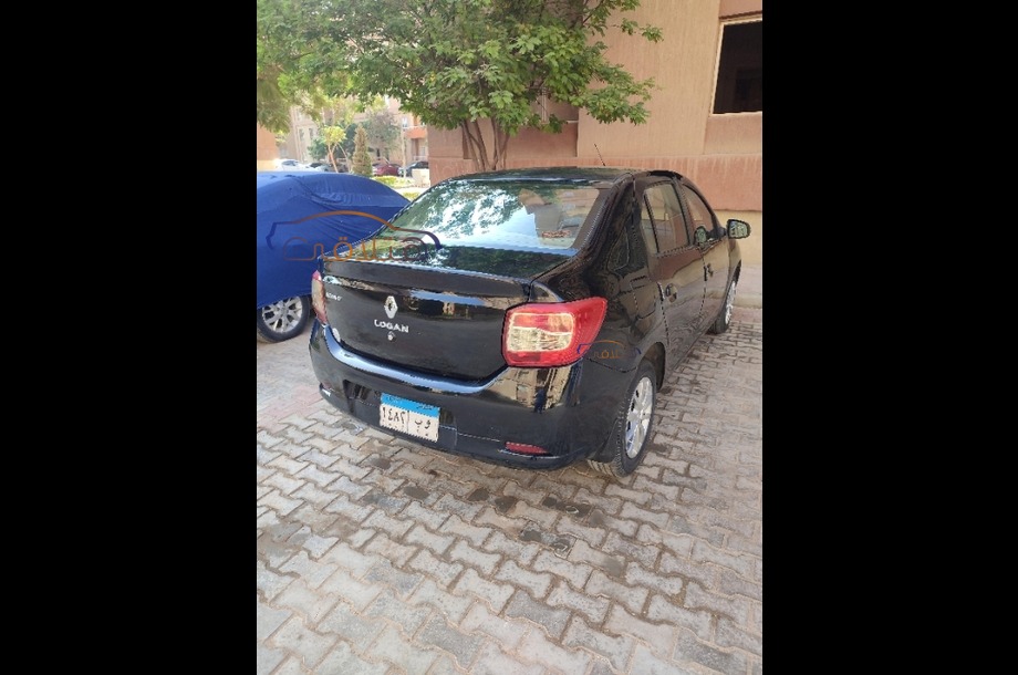 Logan Renault Black