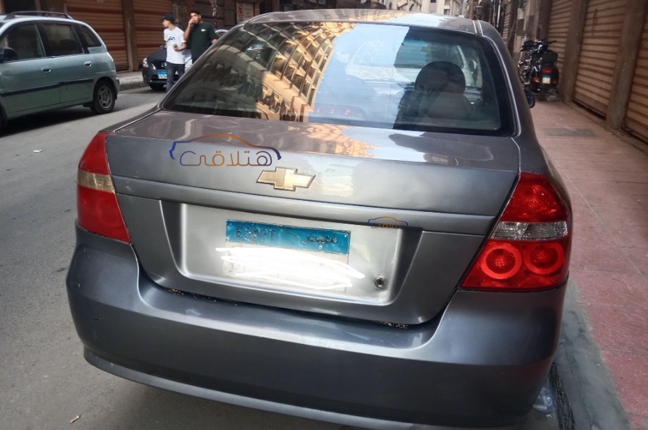 Aveo Chevrolet رمادي