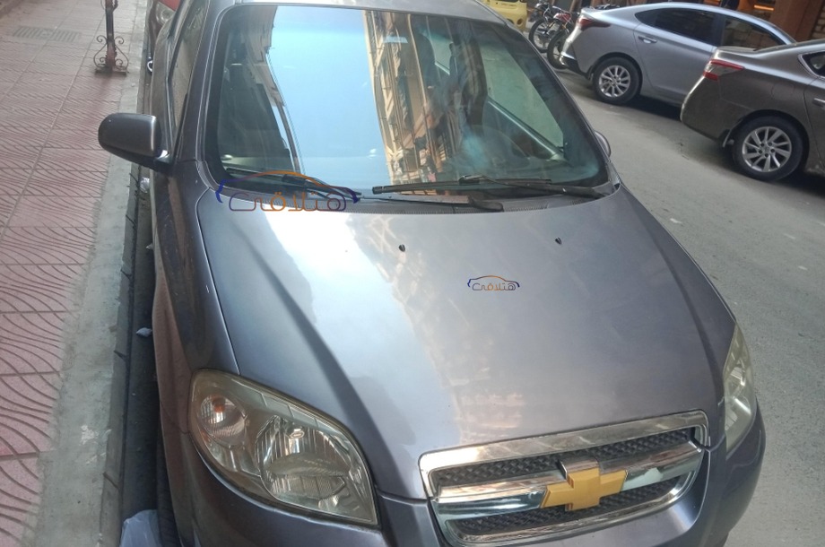 Aveo Chevrolet رمادي