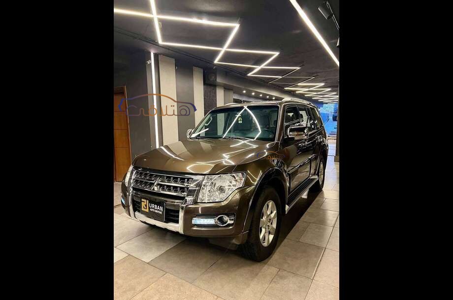 Pajero Mitsubishi Bronze